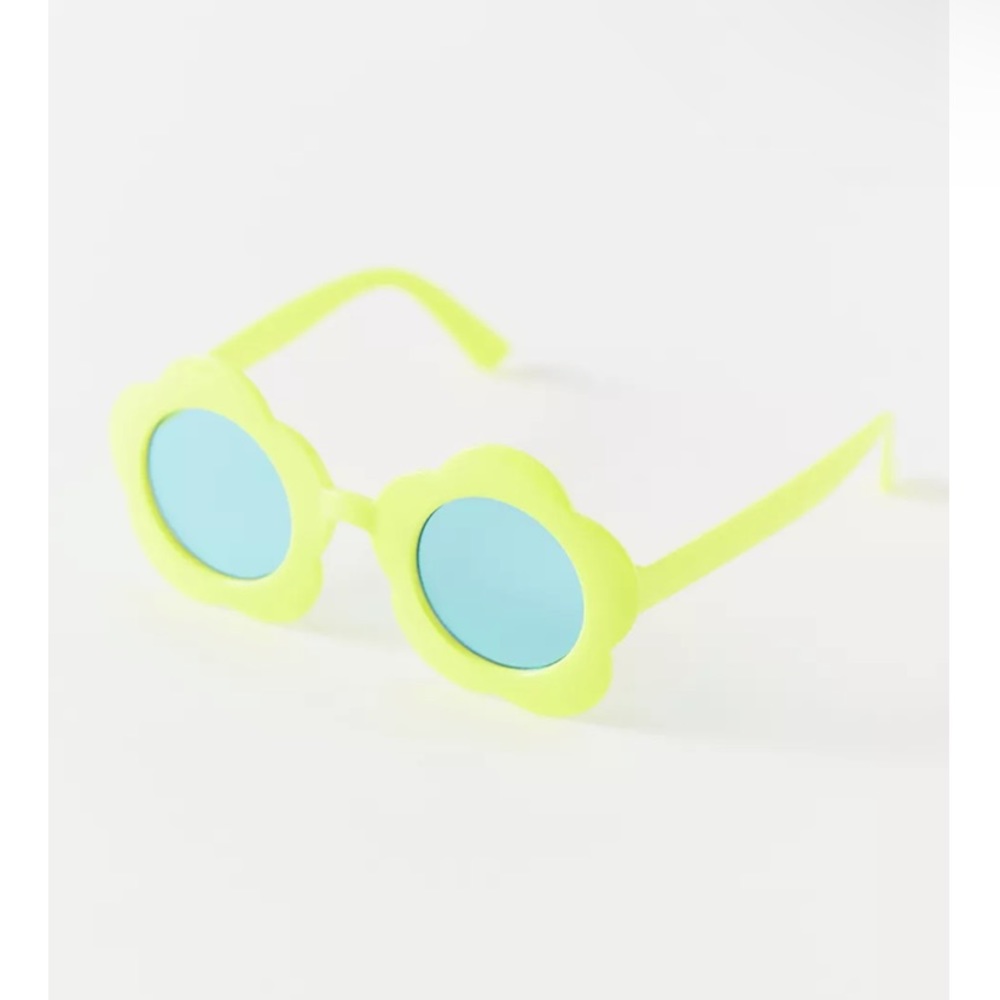 Flower sunglasses two colors green and lilac